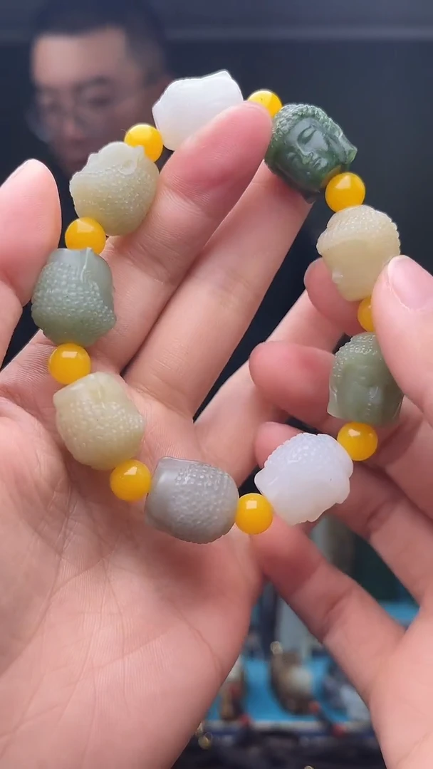 未镶嵌和田玉挂件1