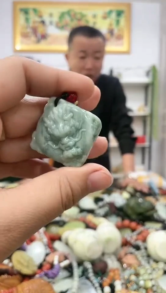 未镶嵌岫玉挂件 1