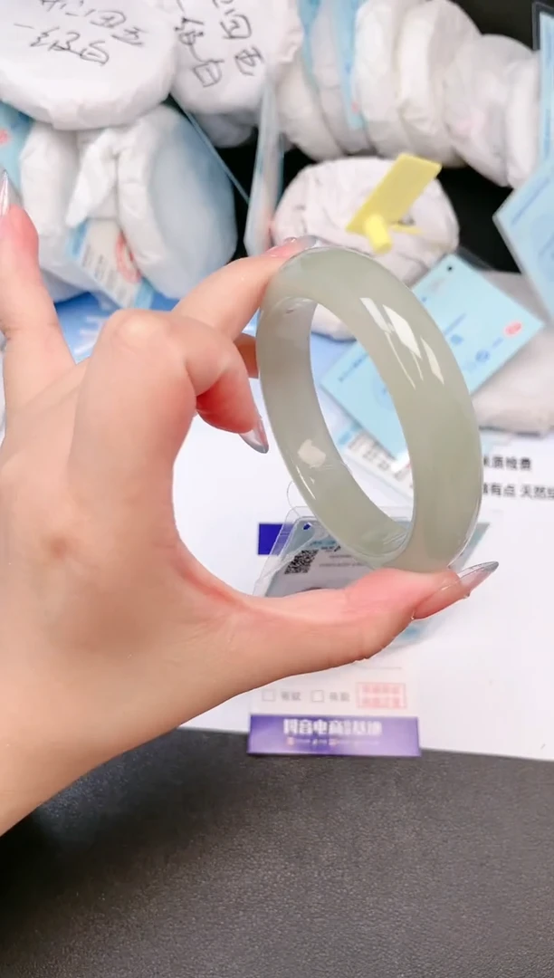 石英质玉手镯未镶嵌05T57-60