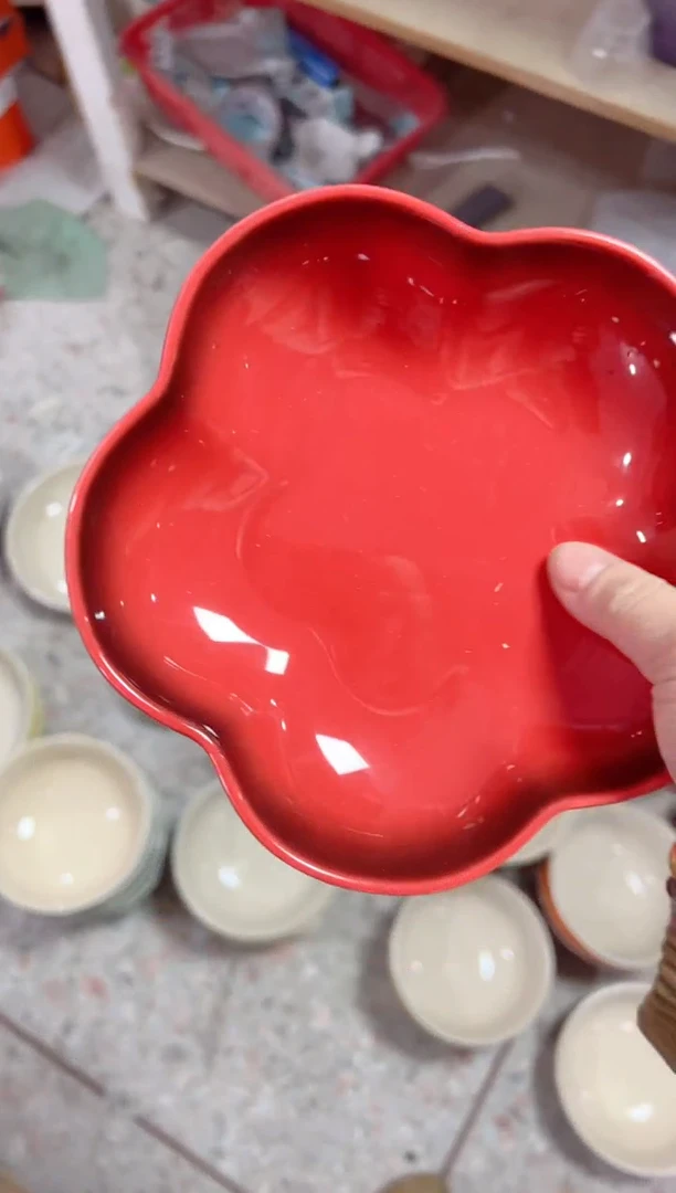 【闪购商品】碟16CM中号花朵------红色