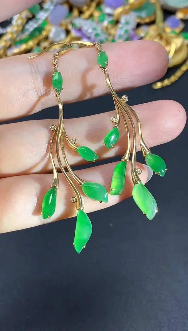 颈饰18K金镶嵌翡翠341-中国好珍宝