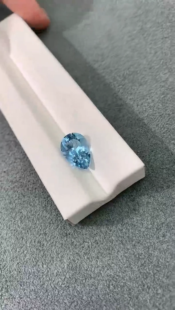 裸石海蓝宝石超级圣玛丽亚色 3.98CT