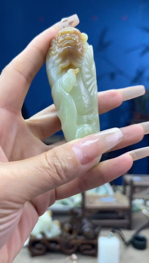 和田玉未镶嵌颈饰1