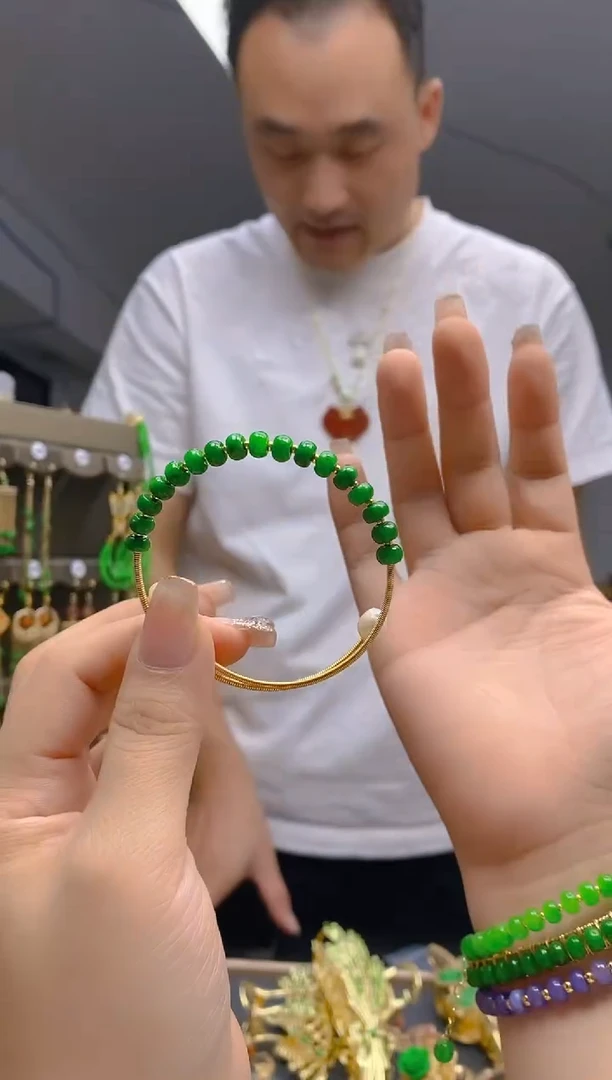 【闪购商品】翡翠耳饰合金211翡翠手镯