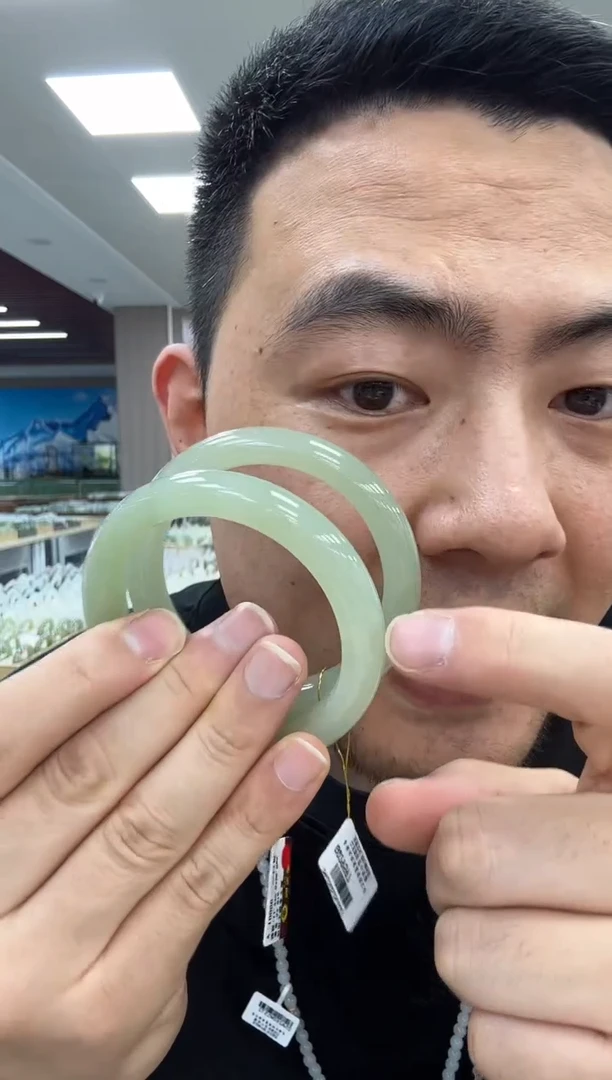 未镶嵌手镯和田玉冰晴52-61备注圈口多样性发一个