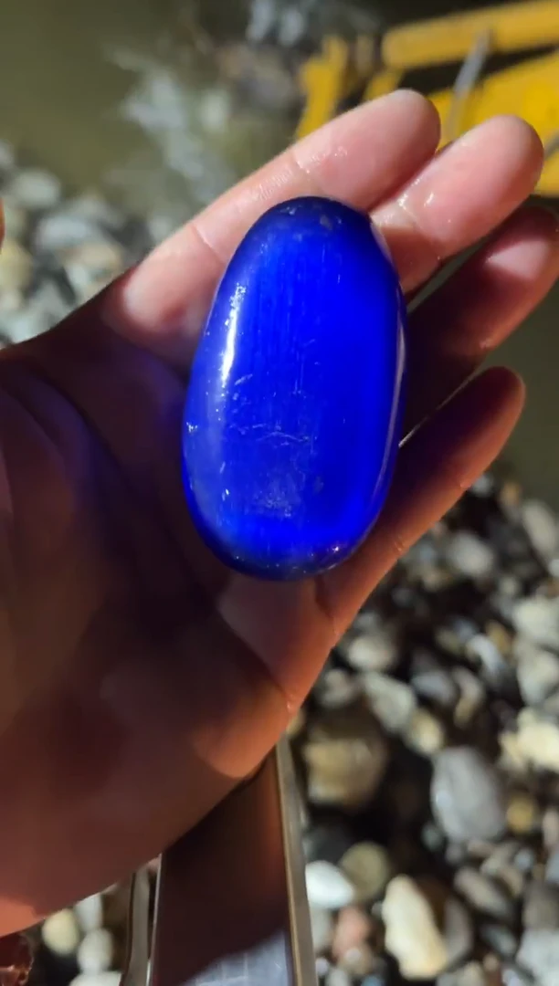 未镶嵌和田玉（糖玉）珠宝奇石1