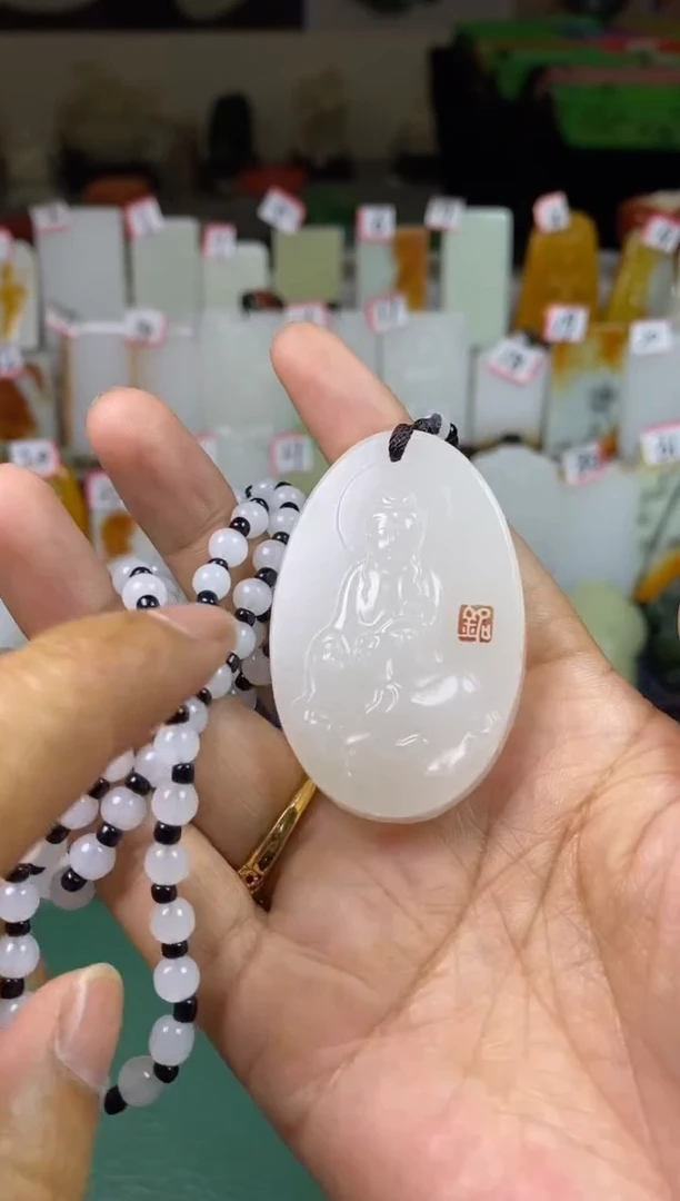 天然玉石未镶嵌颈饰