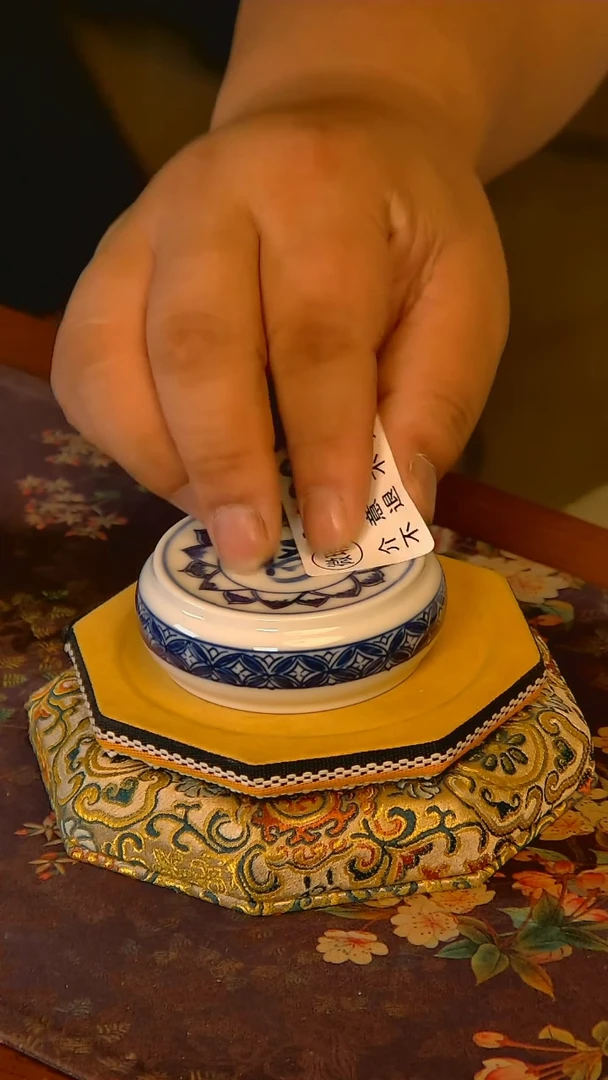 杯手工手绘杯杯很美丽3