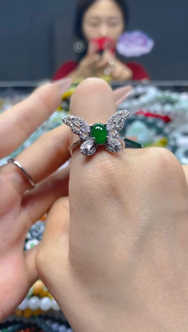 颈饰未镶嵌翡翠/Y/翡翠A货，一件也是批发价