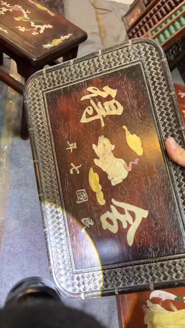 【闪购商品】非洲紫檀（红花梨）36x24cm赏盘