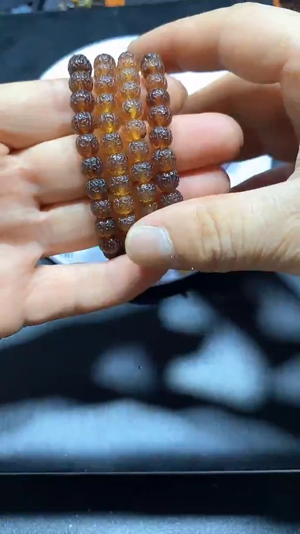 绿珀颈饰未镶嵌天然缅甸琥单珠