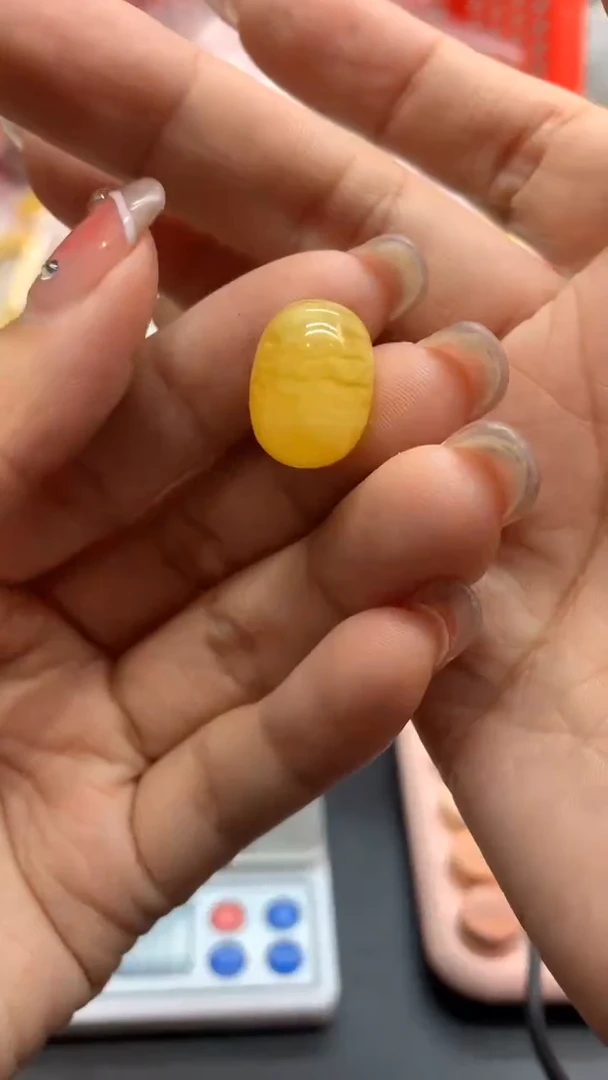 未镶嵌琥珀珠宝奇石1773