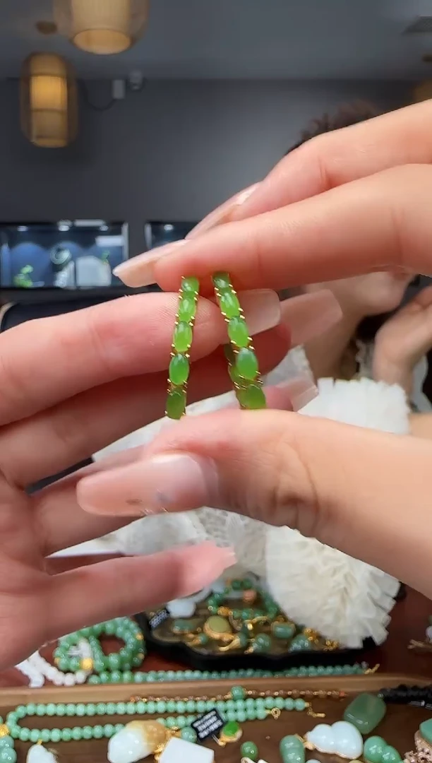 和田玉银S925镶嵌耳饰1