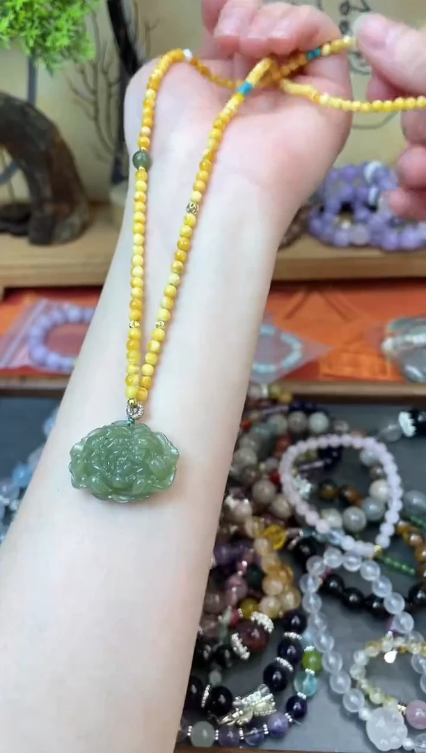 【闪购商品】蜜蜡颈饰未镶嵌205微瑕