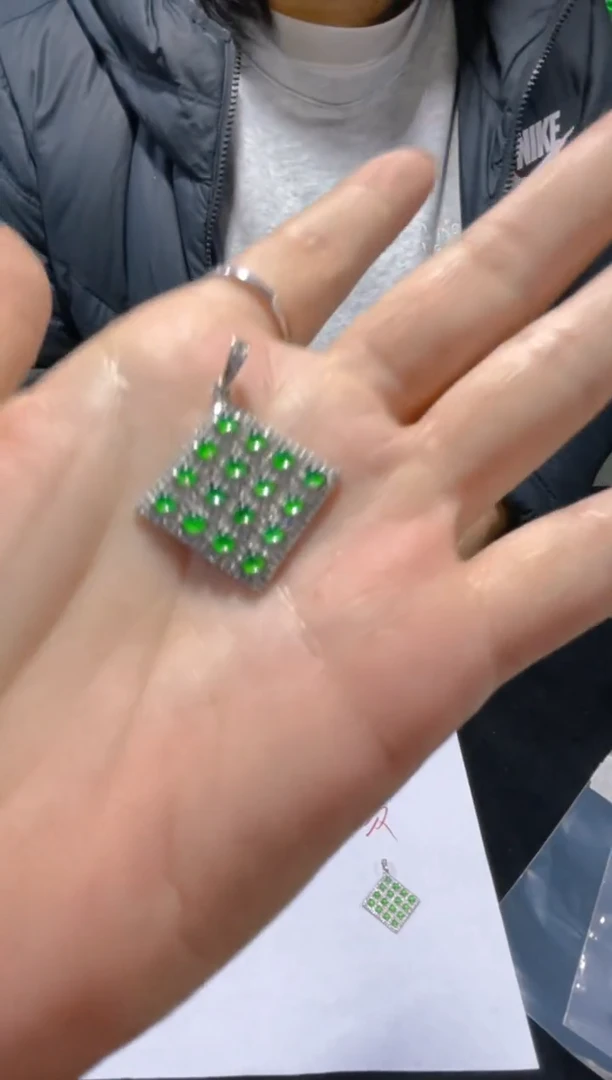 【闪购商品】翡翠戒指未镶嵌天然A货翡翠假一罚四（多样性）