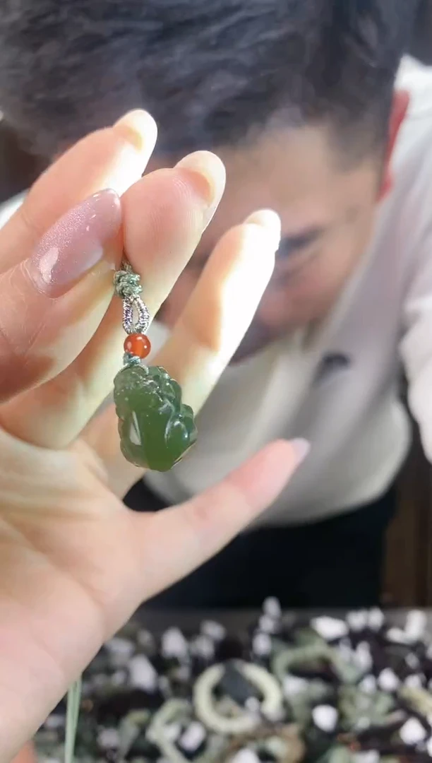 【闪购商品】和田玉颈饰未镶嵌多样性发货，拍一发一