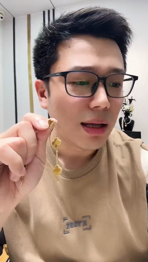 18K金镶嵌手链木变石（虎睛石）t**i黄色k黄，五花手链