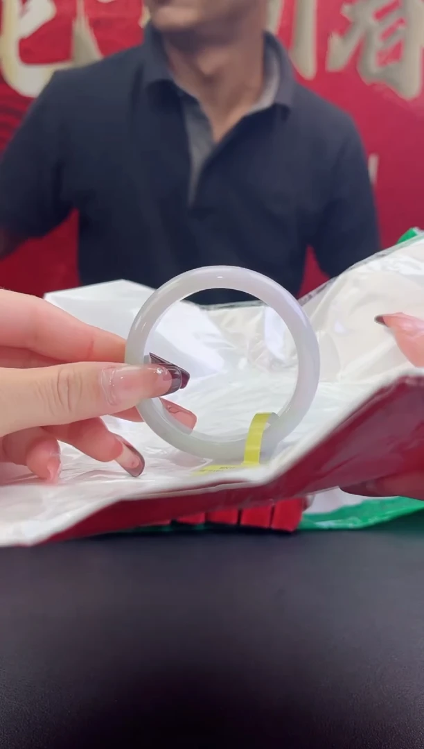 【闪购商品】翡翠手镯未镶嵌翡翠手镯8