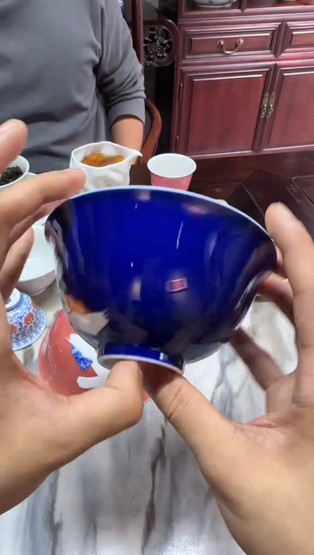 天义华 洒蓝雕刻矾红靠天吃饭瓷碗