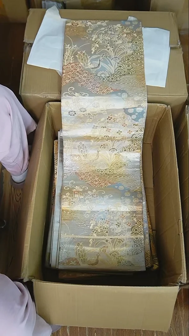 织绣189 六通孔雀花卉