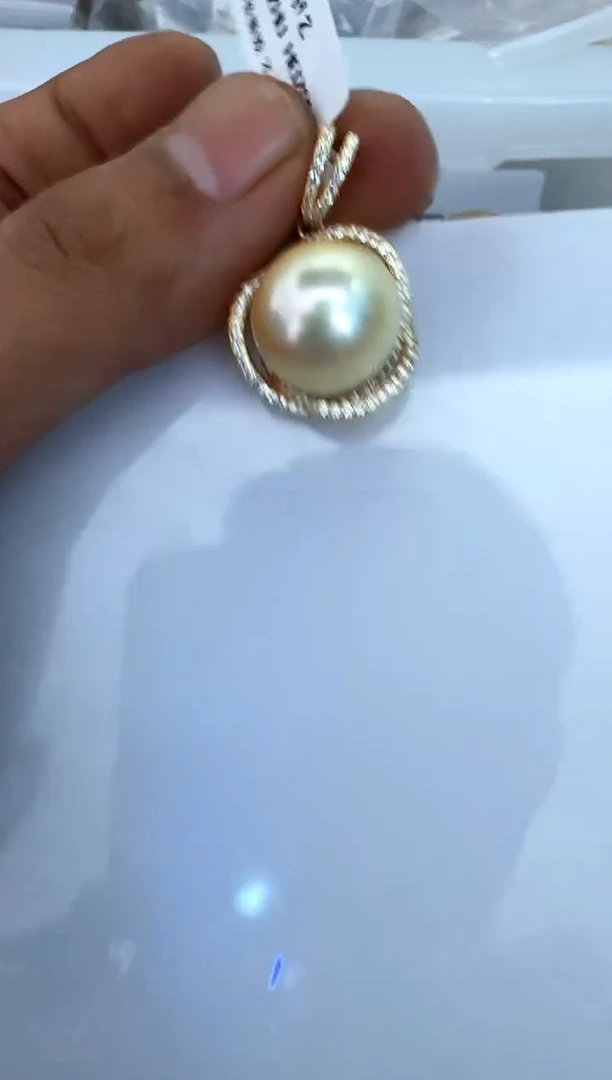 【闪购商品】海水珍珠颈饰银S925镶嵌吊坠