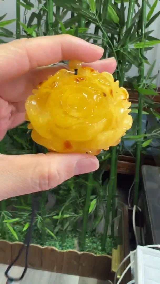 蜜蜡颈饰未镶嵌吊坠