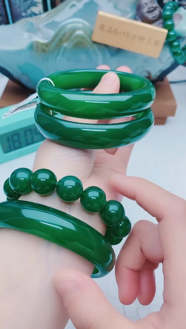【闪购商品】玛瑙/玉髓手镯未镶嵌玛瑙手镯