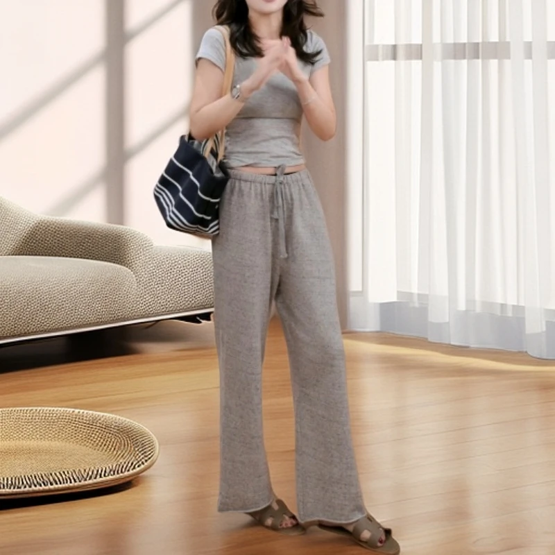 夏季女款V领简约纯色百搭T恤+设计抽绳直筒宽松阔腿运动休闲裤