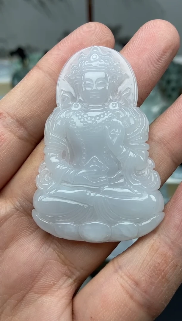 颈饰未镶嵌翡翠度母观音