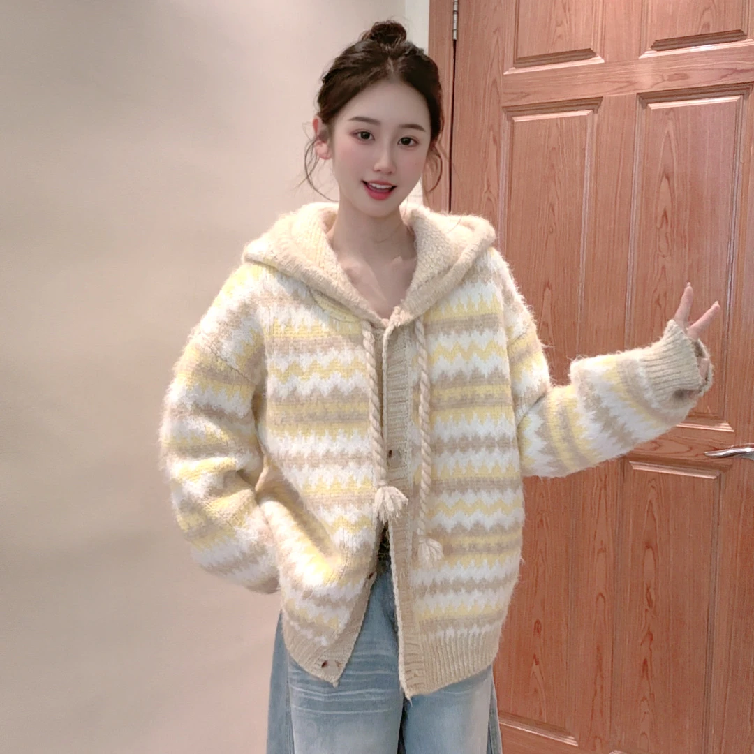 【077】秋冬宽松百搭针织保暖毛衣外套女