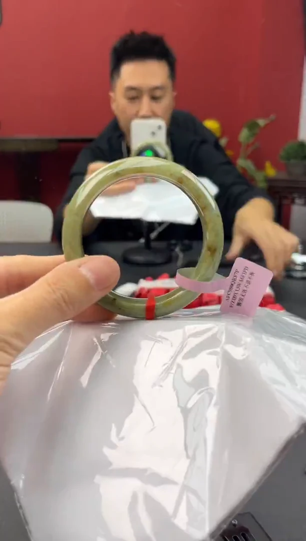 未镶嵌手镯翡翠8    55