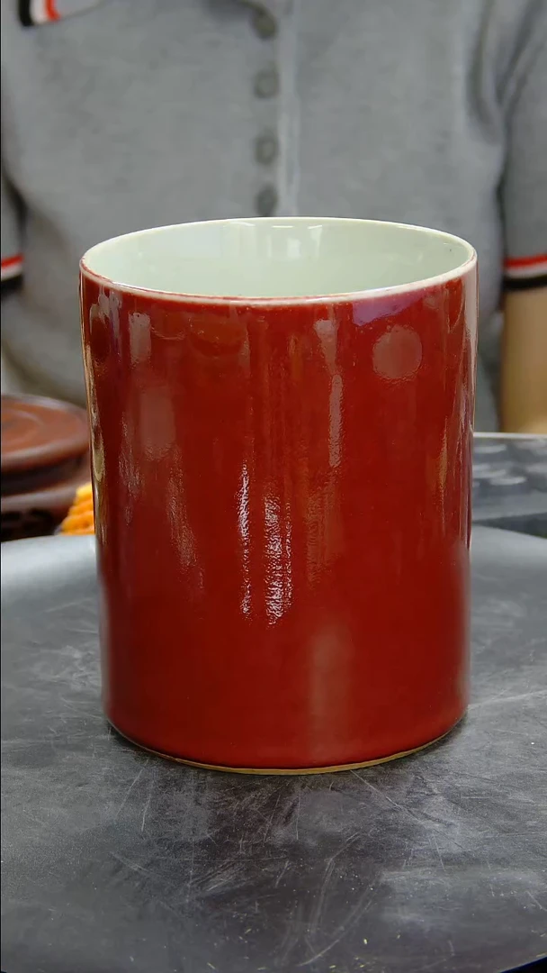 瓶郎红釉笔筒#5071#瓷器