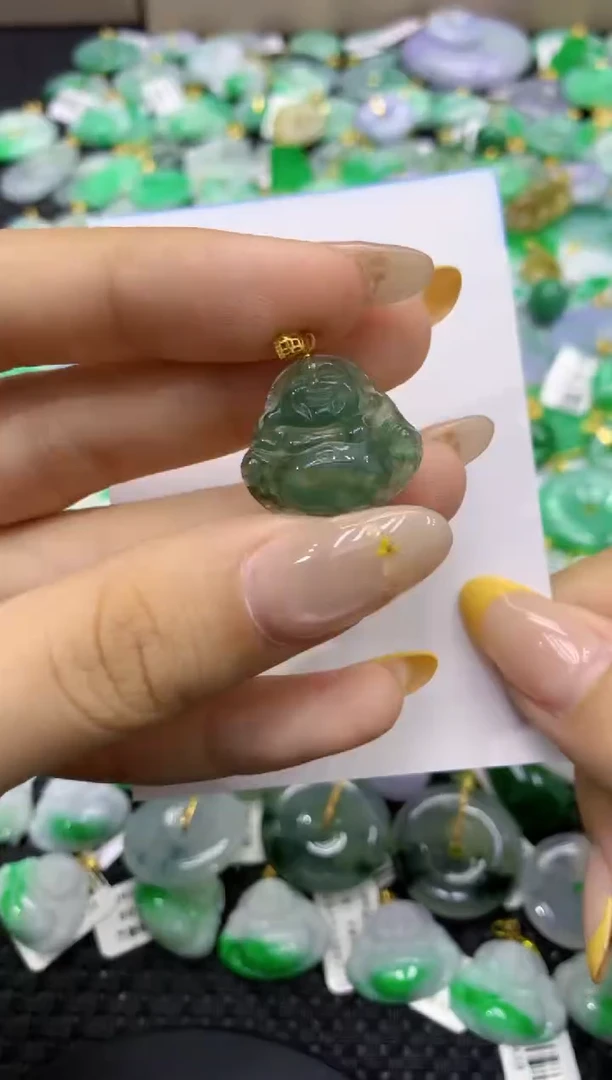颈饰未镶嵌翡翠天然缅甸翡翠A货