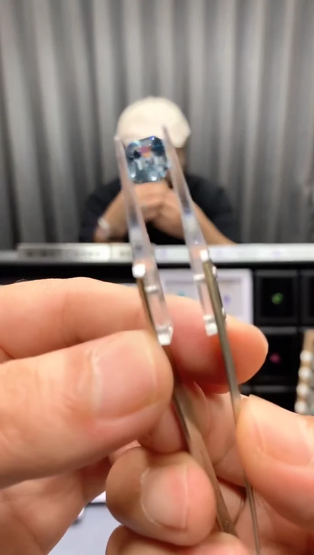 裸石海蓝宝石1.5ct 38