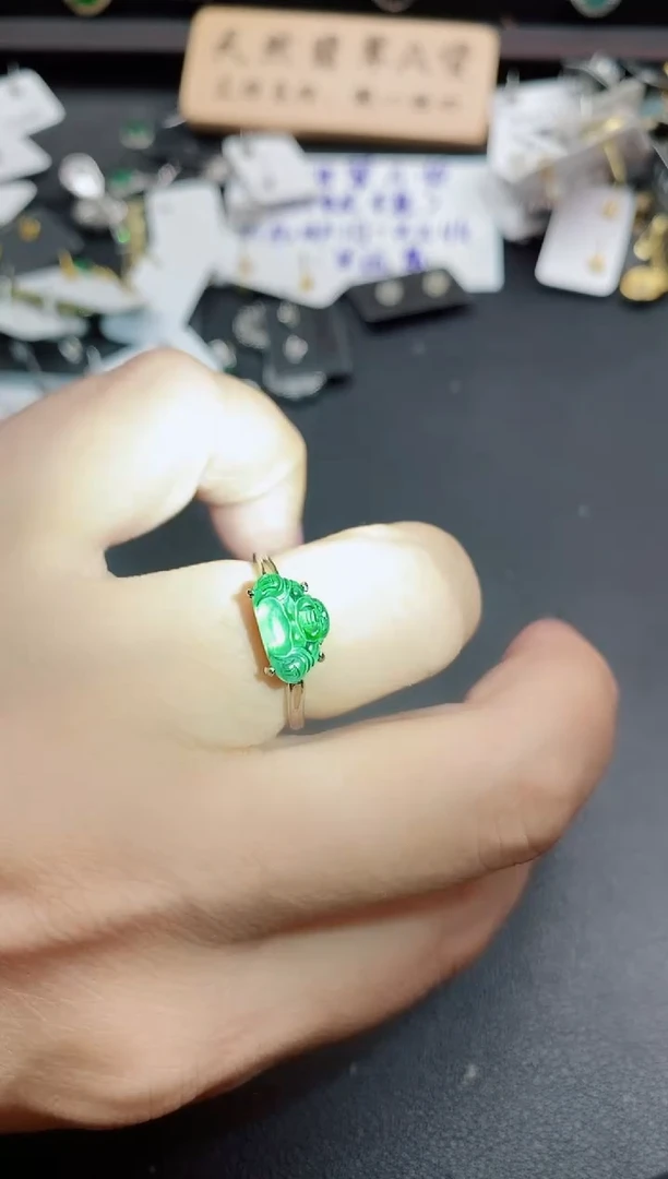 银S925镶嵌戒指翡翠1