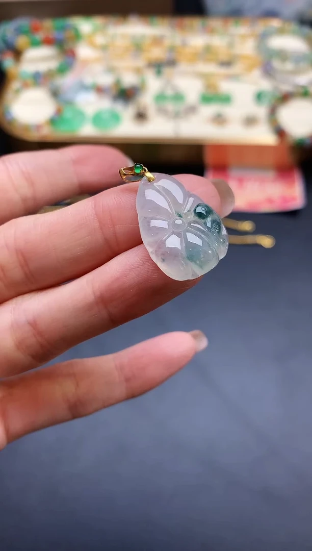 【闪购商品】翡翠吊坠(不含链)18K金镶嵌s1莲花|780+0