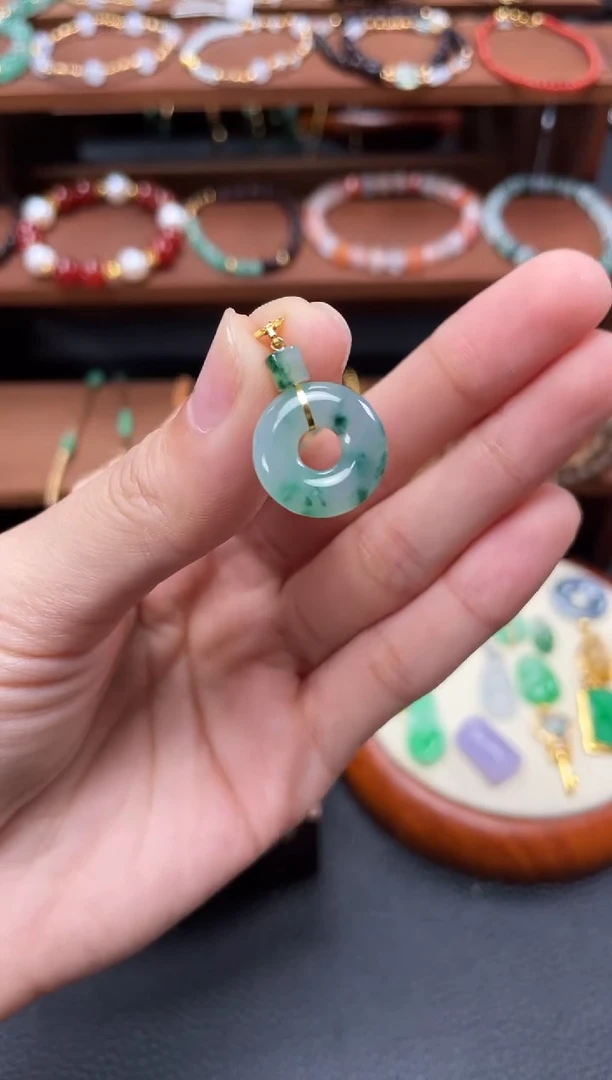 【闪购商品】翡翠吊坠(不含链)18K金镶嵌一个  JK237