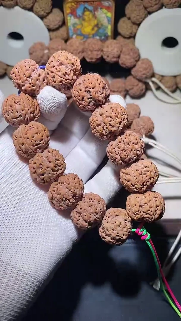 【闪购商品】金刚菩提手串福利23满肉蜂王