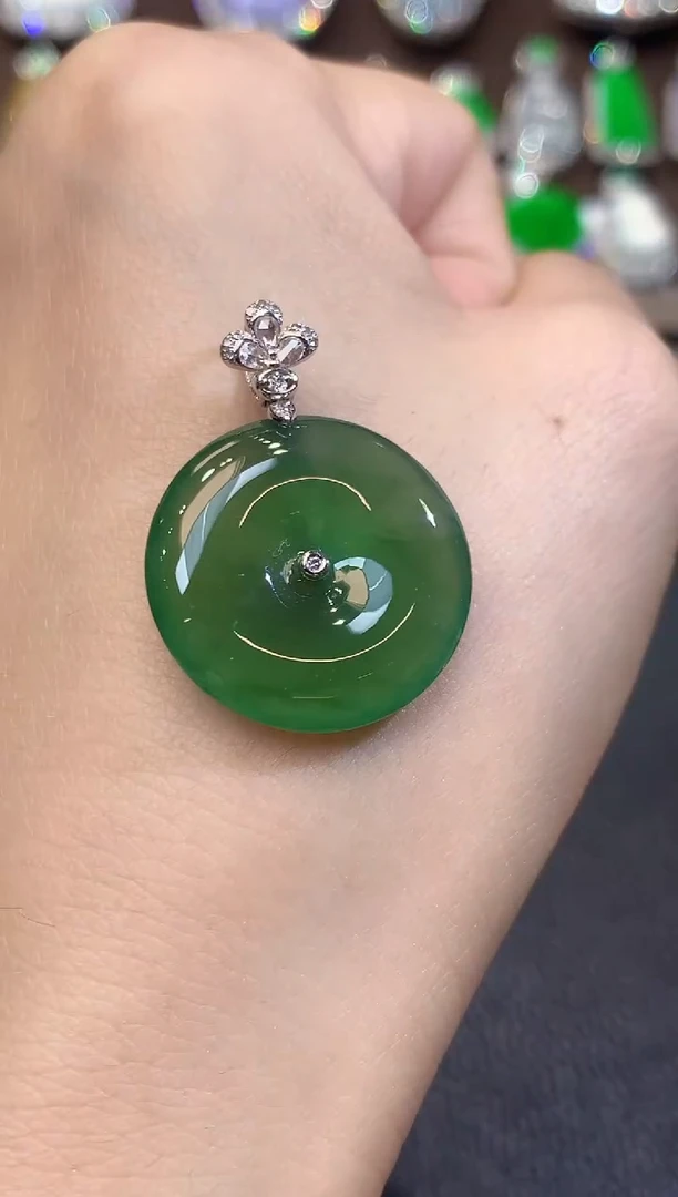 吊坠(不含链)18K金镶嵌翡翠A78