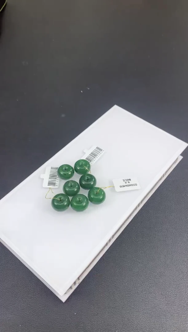 和田玉未镶嵌颈饰多样性发一件