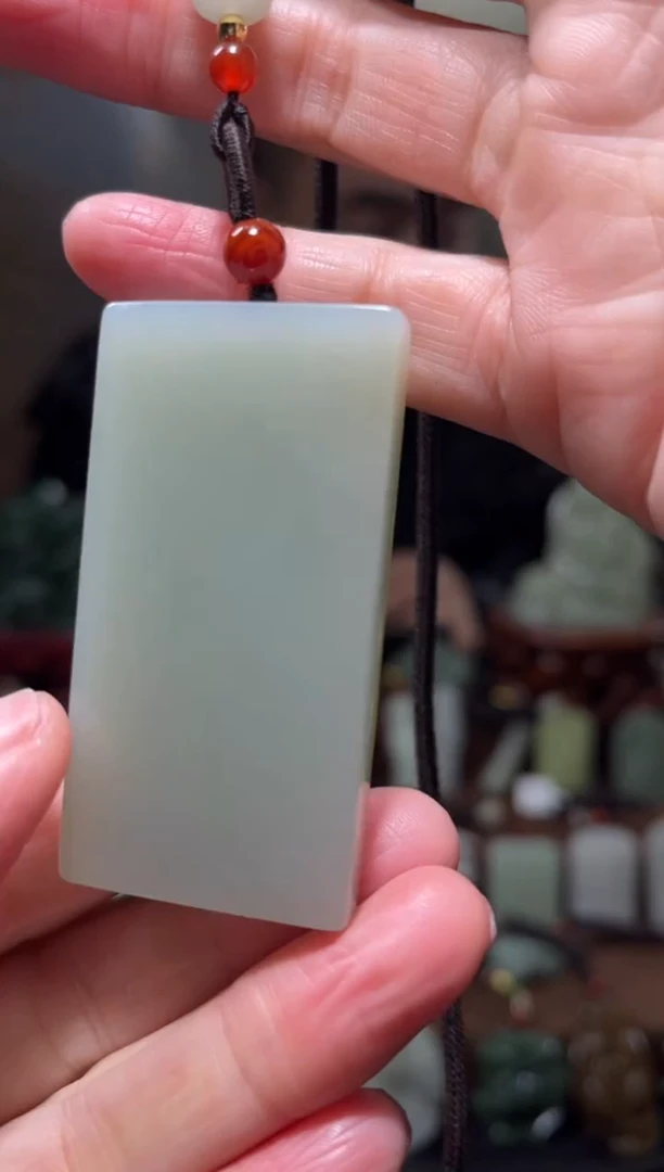 颈饰未镶嵌和田玉3