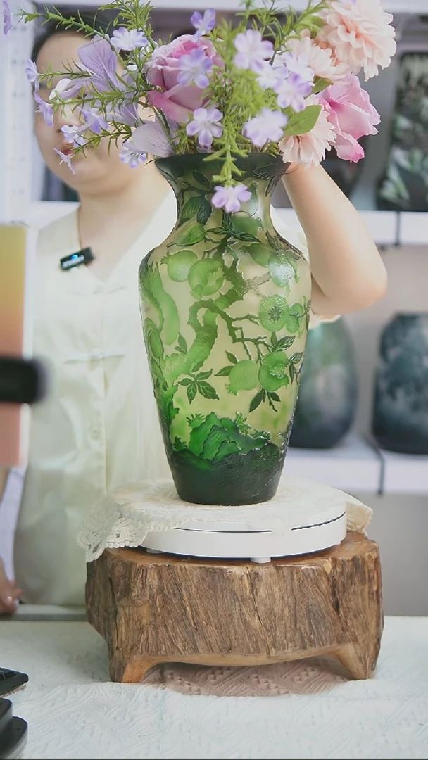 手工艺品琉璃【石榴松鼠】福气琉璃格雷花瓶