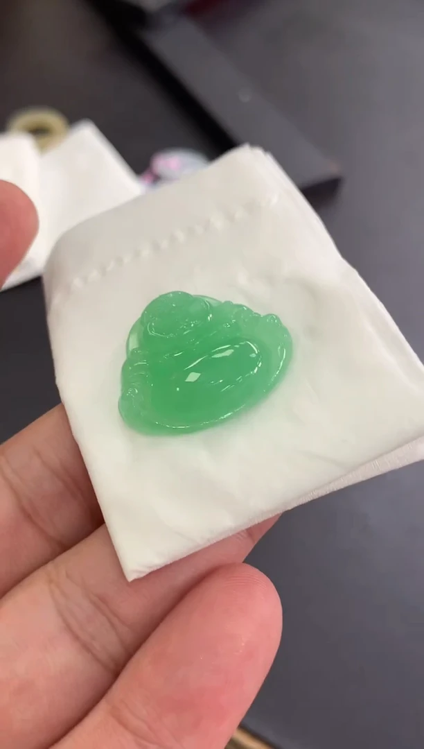 未镶嵌定制翡翠糖?翡翠