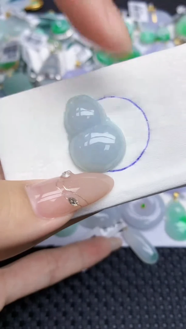 颈饰未镶嵌翡翠   天然翡翠A货  百元以上9米证书费自理