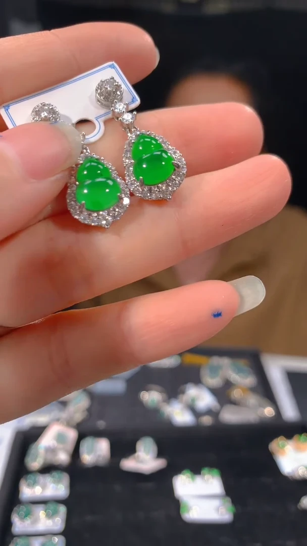 【闪购商品】定制翡翠未镶嵌25多样性发货（发其一）