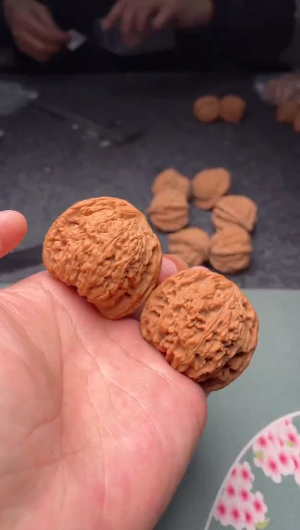 把件文玩核桃a116  南疆石44尺