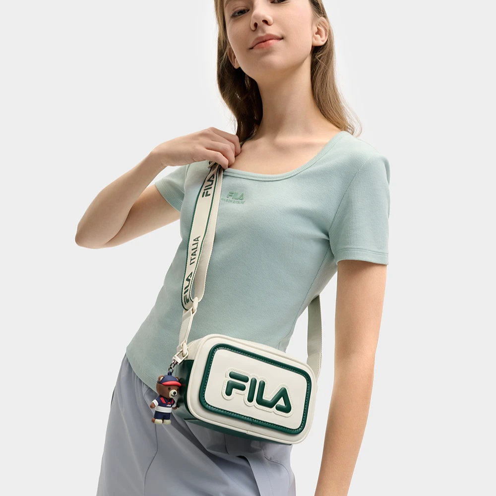 Fila/斐乐春季新款时尚挎包方包印花单肩经典斜跨F13W529161F