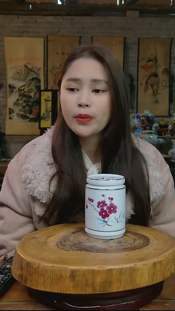 摆件陶翠竹红梅小茶叶罐