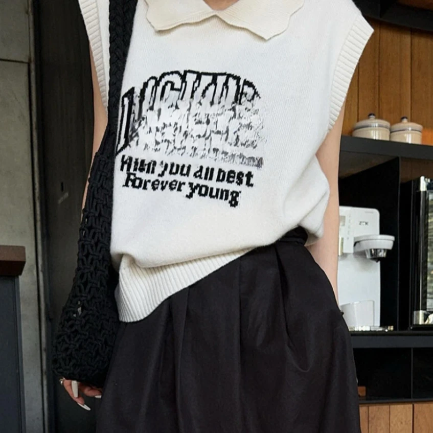 吾火火字母针织马甲OKK57696BH