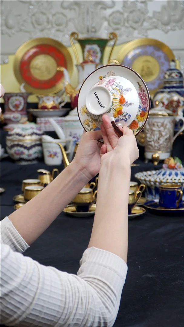 骨瓷婷婷中古器物如图所示86